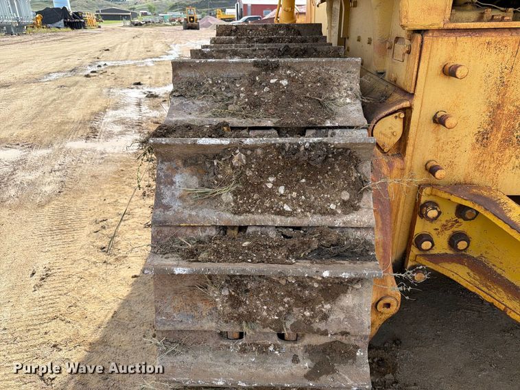 image for item EA0564 Caterpillar D9G dozer