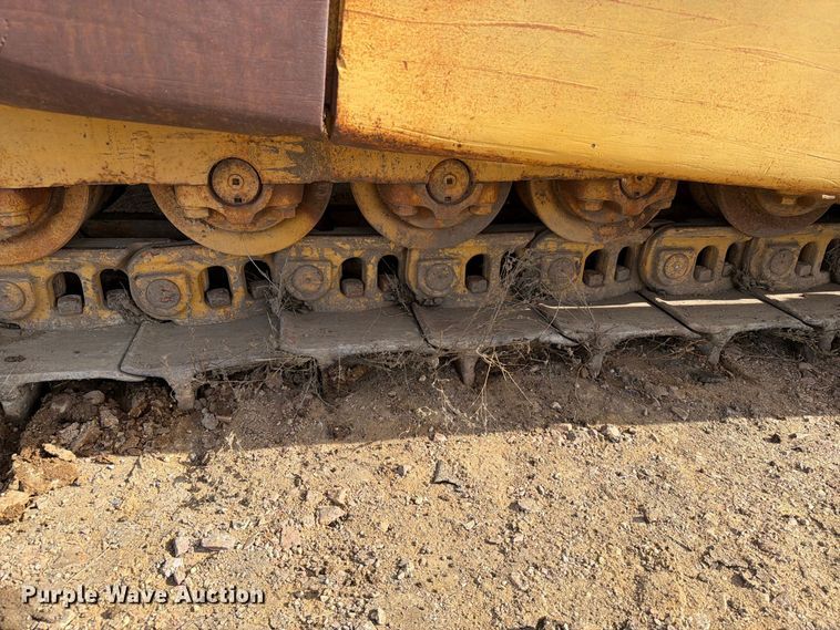 image for item EA0564 Caterpillar D9G dozer