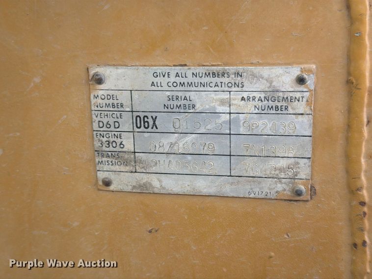 image for item EA0566 1983 Caterpillar D6D LGP dozer