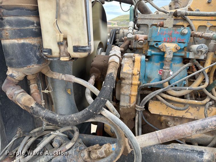 image for item EA0570 1985 Western Star 4900 water truck
