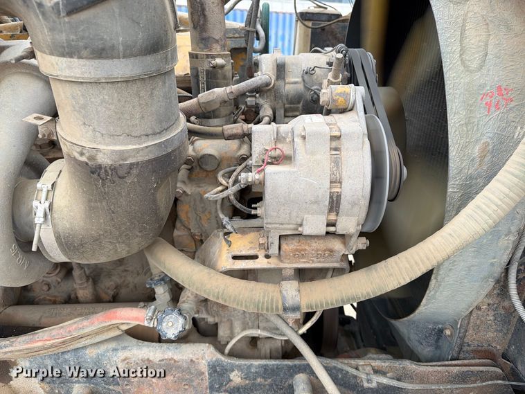 image for item EA0570 1985 Western Star 4900 water truck