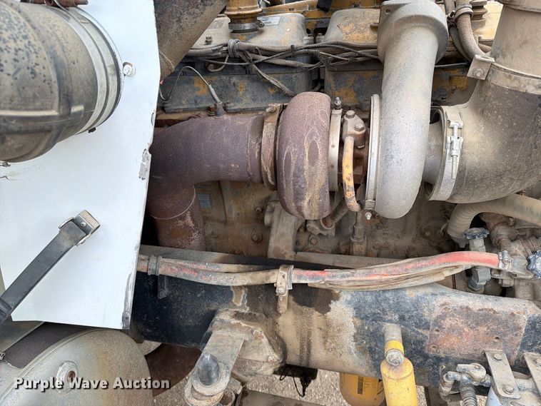 image for item EA0570 1985 Western Star 4900 water truck