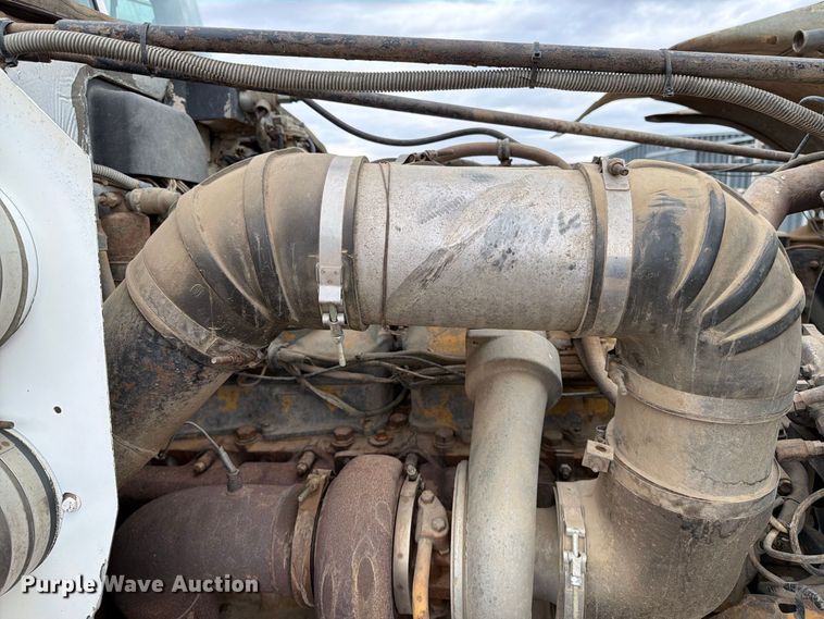 image for item EA0570 1985 Western Star 4900 water truck