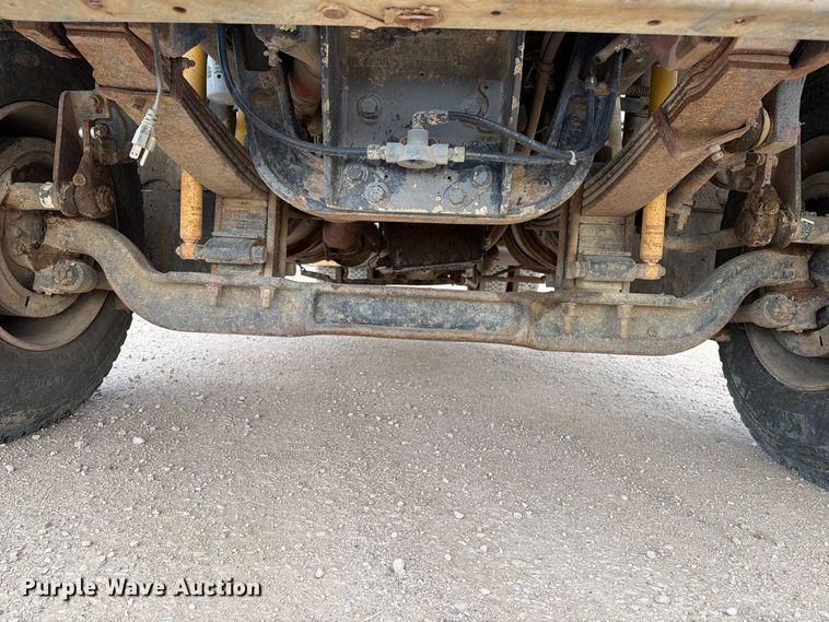 image for item EA0570 1985 Western Star 4900 water truck