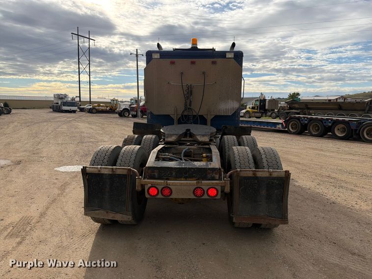 image for item EA0571 1981 Peterbilt 359 semi truck