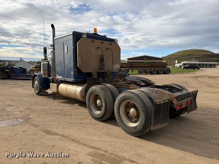 image for item EA0571 1981 Peterbilt 359 semi truck