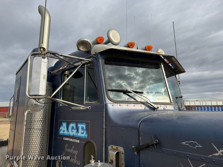 image for item EA0571 1981 Peterbilt 359 semi truck