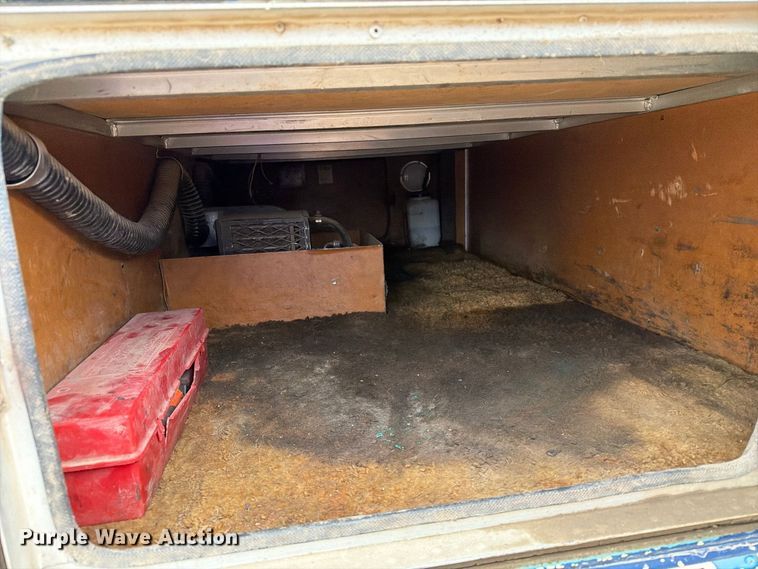 image for item EA0571 1981 Peterbilt 359 semi truck