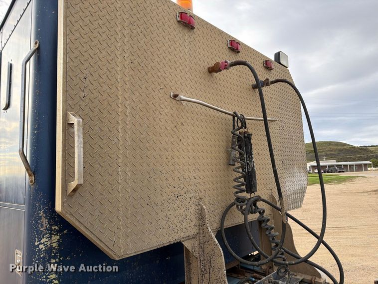 image for item EA0571 1981 Peterbilt 359 semi truck