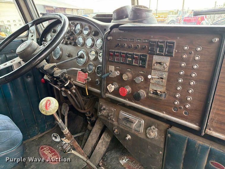 image for item EA0571 1981 Peterbilt 359 semi truck