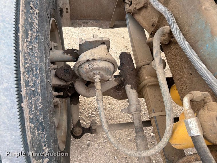 image for item EA0571 1981 Peterbilt 359 semi truck
