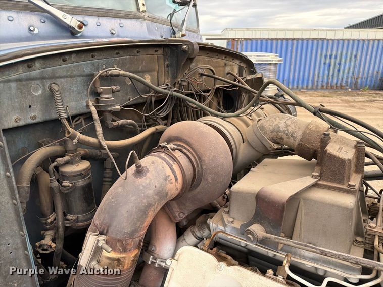 image for item EA0571 1981 Peterbilt 359 semi truck