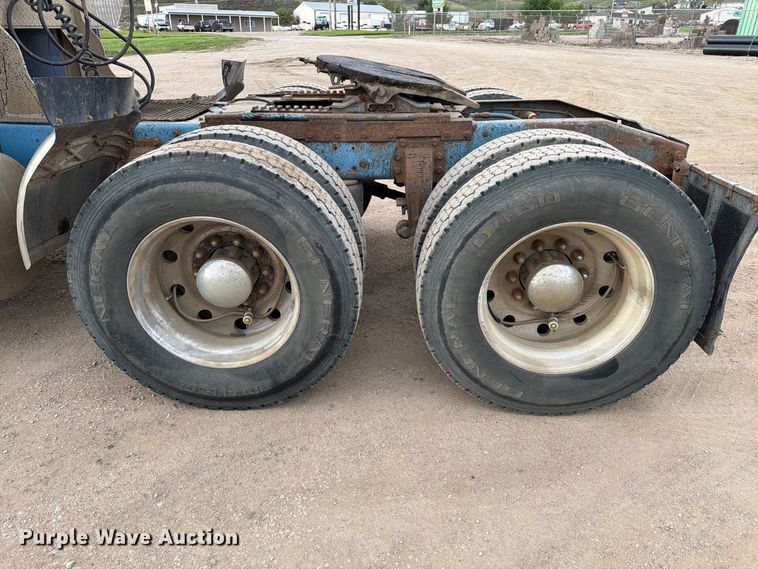 image for item EA0571 1981 Peterbilt 359 semi truck
