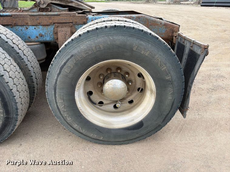 image for item EA0571 1981 Peterbilt 359 semi truck