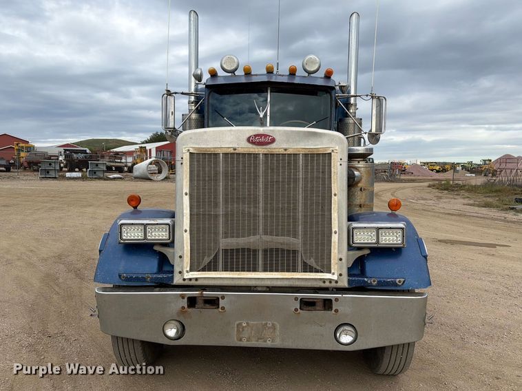 image for item EA0572 1978 Peterbilt 359 semi truck