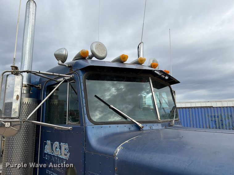 image for item EA0572 1978 Peterbilt 359 semi truck