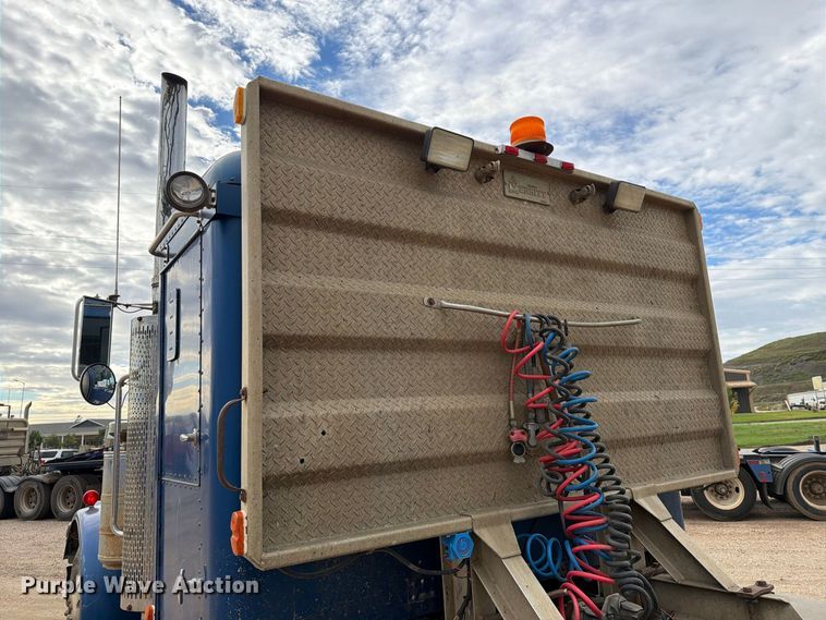 image for item EA0572 1978 Peterbilt 359 semi truck
