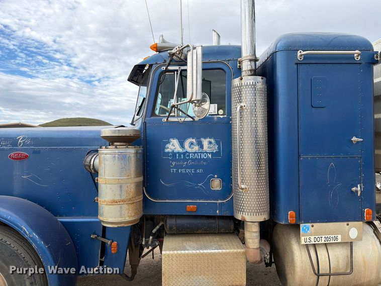 image for item EA0572 1978 Peterbilt 359 semi truck