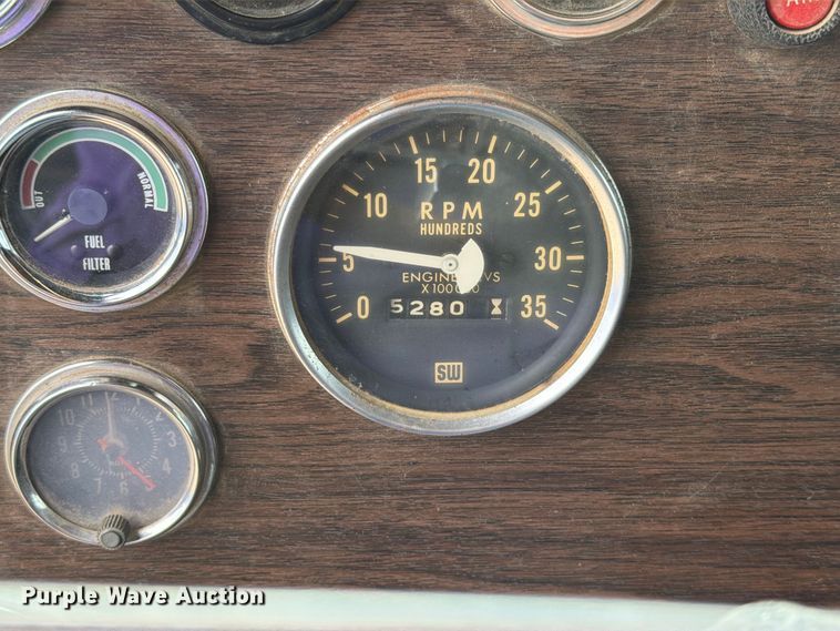 image for item EA0572 1978 Peterbilt 359 semi truck