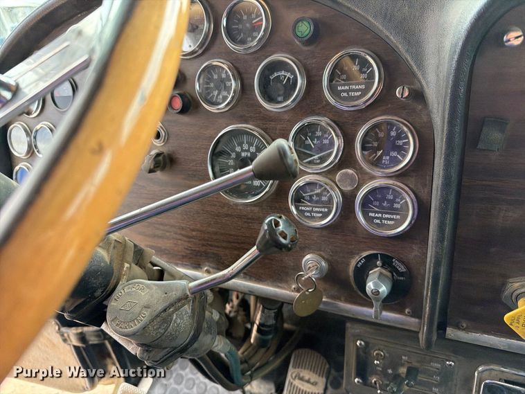 image for item EA0572 1978 Peterbilt 359 semi truck
