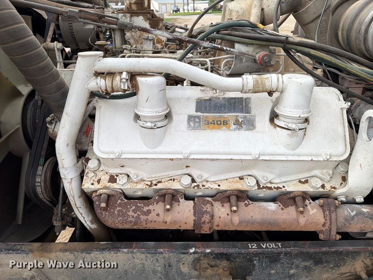 image for item EA0572 1978 Peterbilt 359 semi truck
