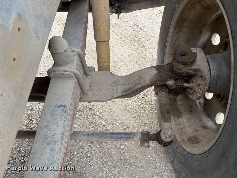 image for item EA0572 1978 Peterbilt 359 semi truck