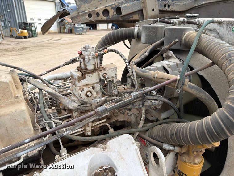 image for item EA0572 1978 Peterbilt 359 semi truck