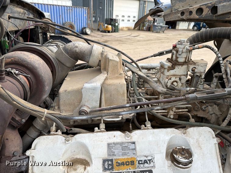 image for item EA0572 1978 Peterbilt 359 semi truck