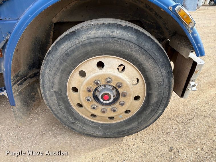 image for item EA0572 1978 Peterbilt 359 semi truck