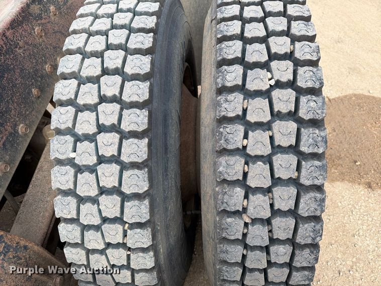 image for item EA0572 1978 Peterbilt 359 semi truck