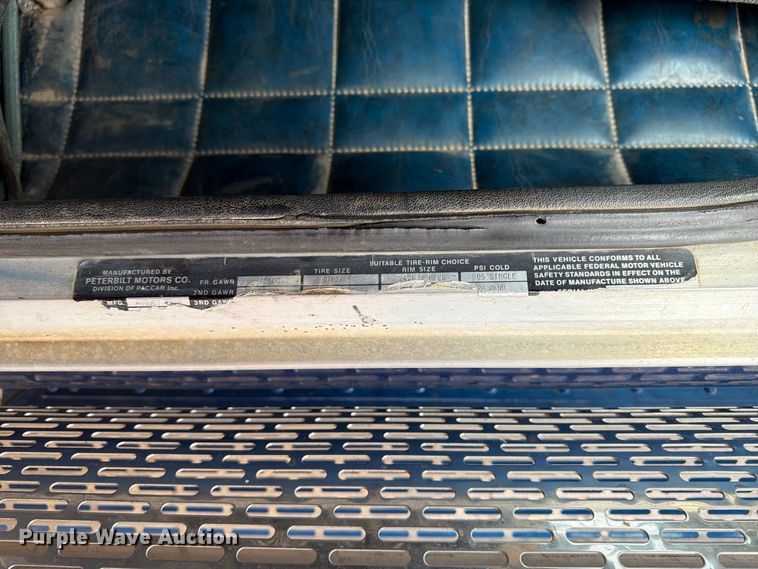 image for item EA0572 1978 Peterbilt 359 semi truck