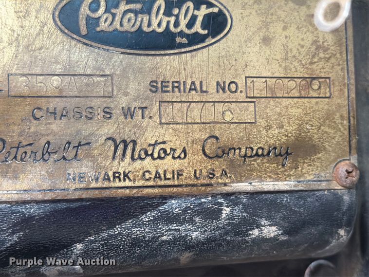 image for item EA0572 1978 Peterbilt 359 semi truck