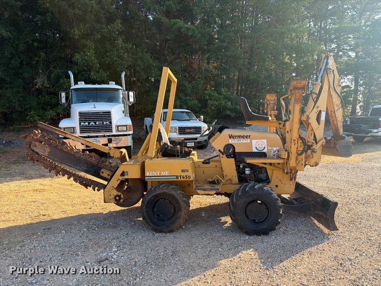 image for item EA7364 2003 Vermeer RT450 trencher
