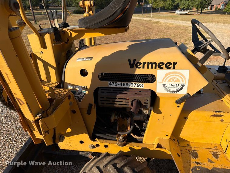 image for item EA7364 2003 Vermeer RT450 trencher