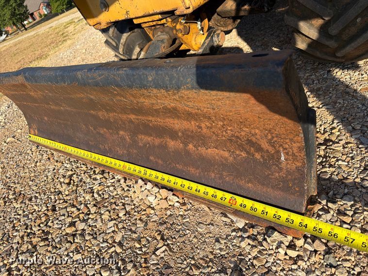 image for item EA7364 2003 Vermeer RT450 trencher