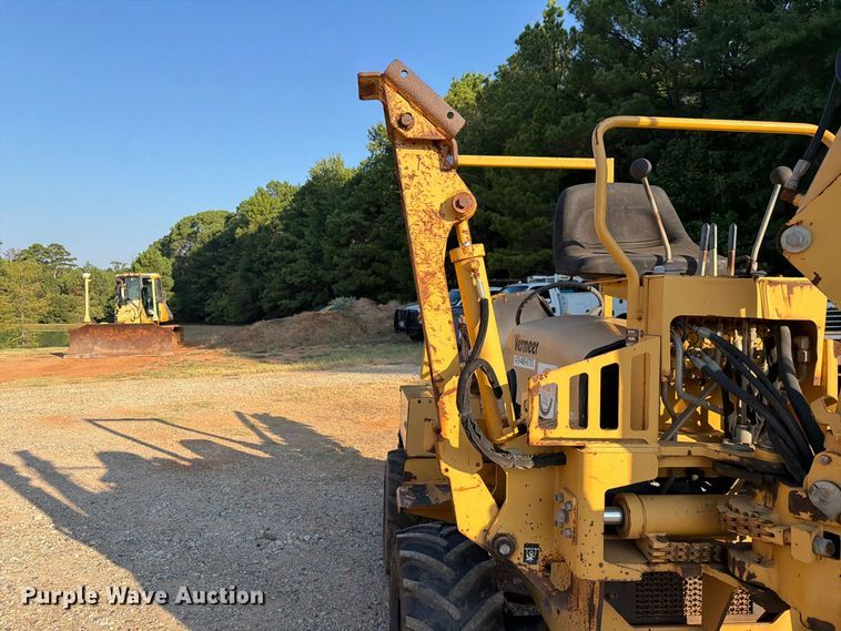image for item EA7364 2003 Vermeer RT450 trencher