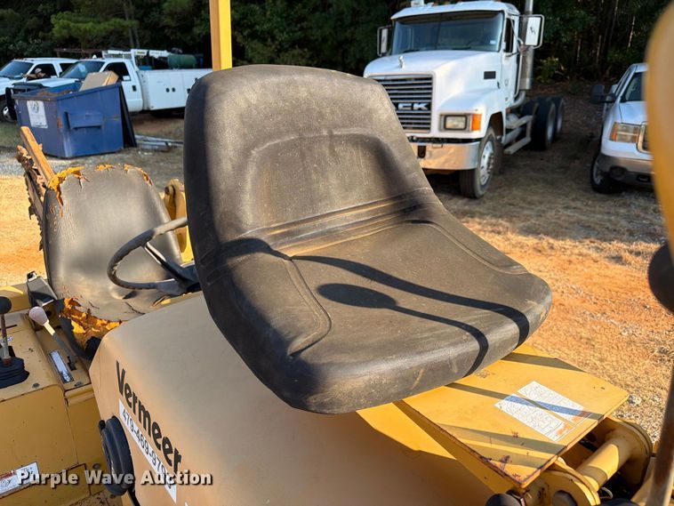 image for item EA7364 2003 Vermeer RT450 trencher