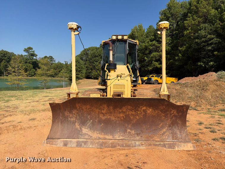 image for item EA7367 2008 Komatsu D51PX-22 dozer