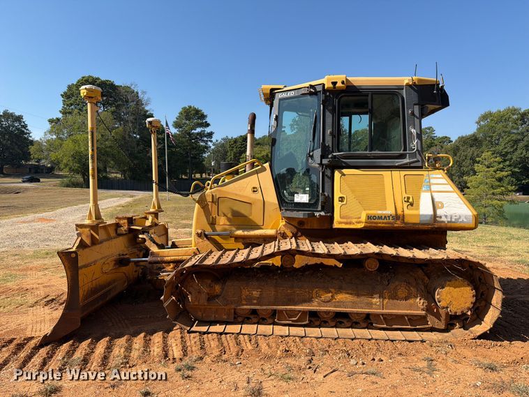 image for item EA7367 2008 Komatsu D51PX-22 dozer