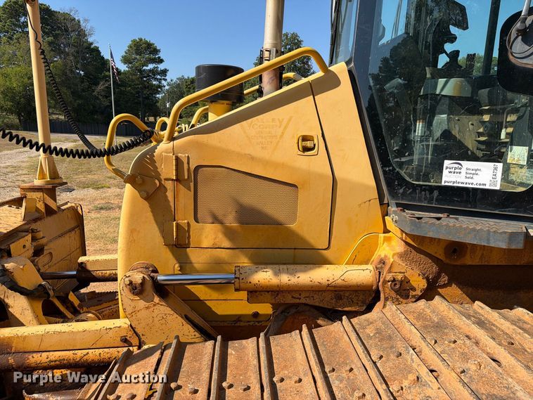 image for item EA7367 2008 Komatsu D51PX-22 dozer