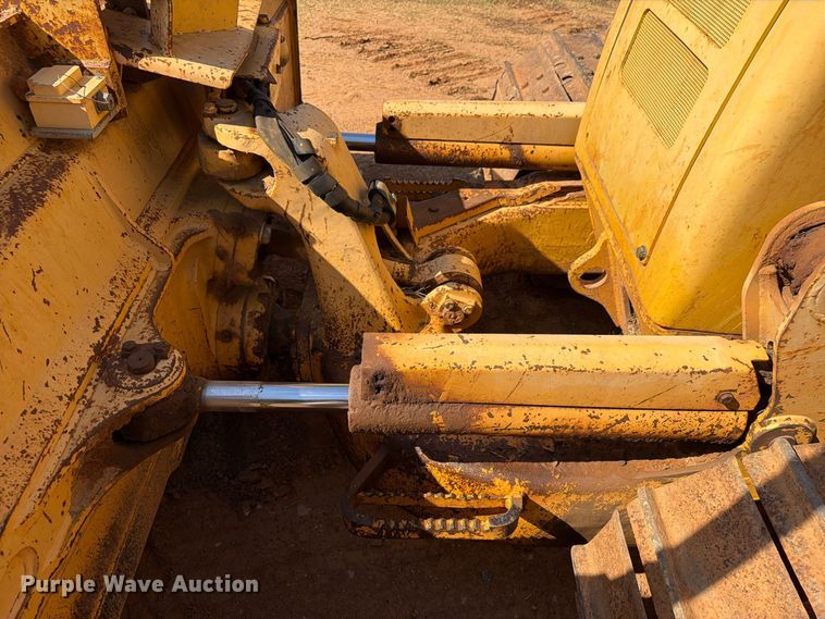 image for item EA7367 2008 Komatsu D51PX-22 dozer