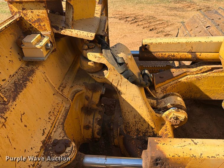 image for item EA7367 2008 Komatsu D51PX-22 dozer