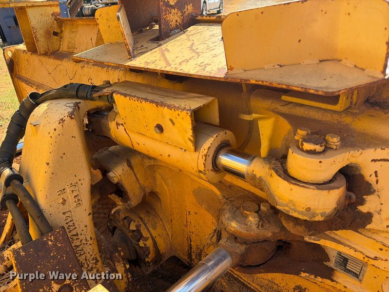 image for item EA7367 2008 Komatsu D51PX-22 dozer