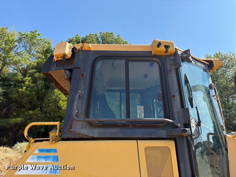 image for item EA7367 2008 Komatsu D51PX-22 dozer