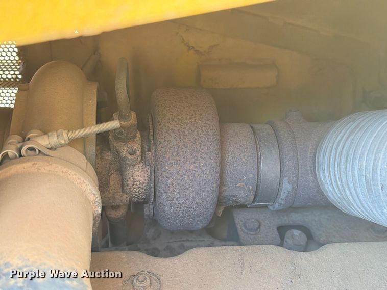 image for item EA7367 2008 Komatsu D51PX-22 dozer