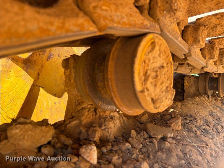 image for item EA7367 2008 Komatsu D51PX-22 dozer