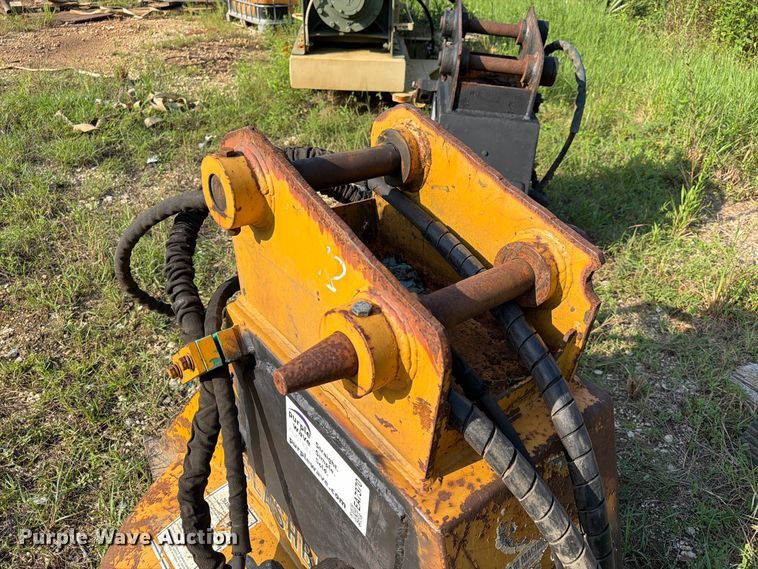 image for item EA7370 Slashbuster XL 460 excavator brush cutter