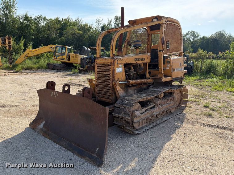 1995 Dressta TD-8H dozer