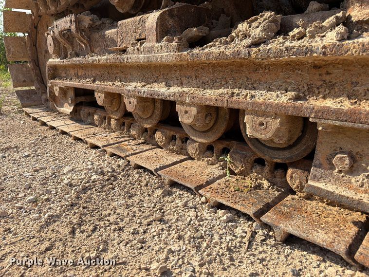 image for item EA7372 1995 Dressta TD-8H dozer