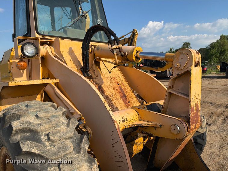 image for item EA7373 1997 Dresser 515CH wheel loader